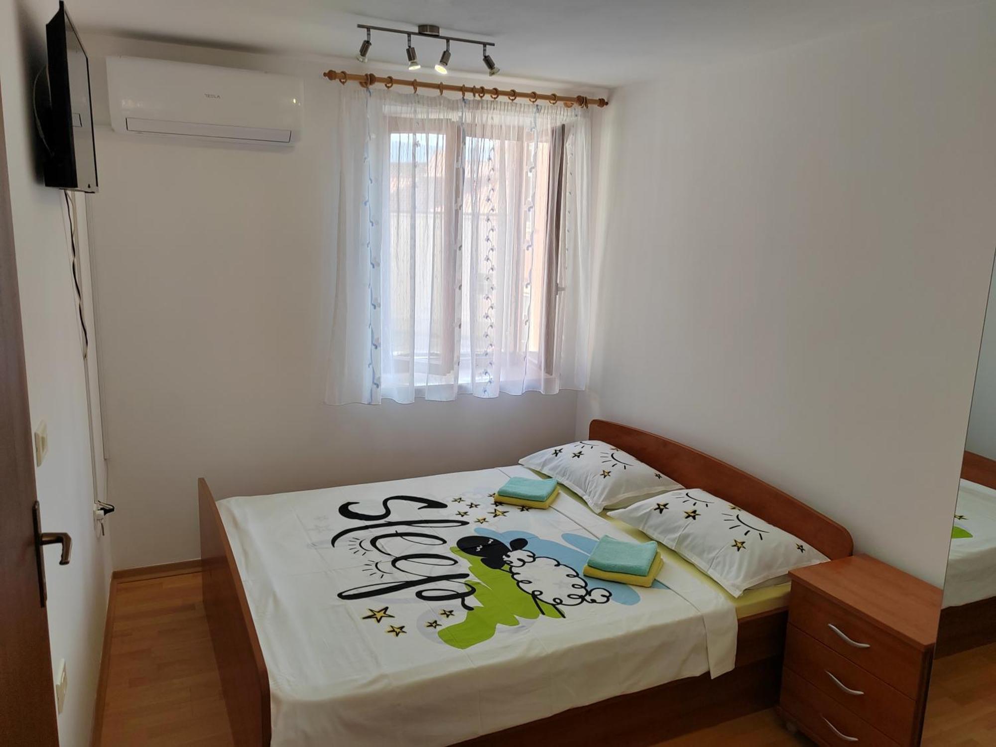Rooms Neda Izola Bilik gambar